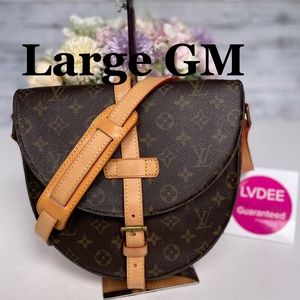 Authentic LOUIS VUITTON Chantilly Crossbody